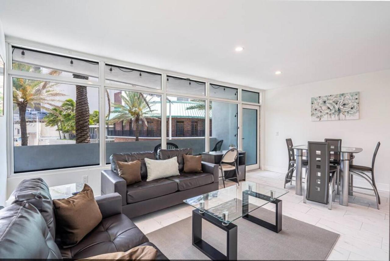 Beachfront Bloos 2 Units Ocean View Balcony Units 1 And 2