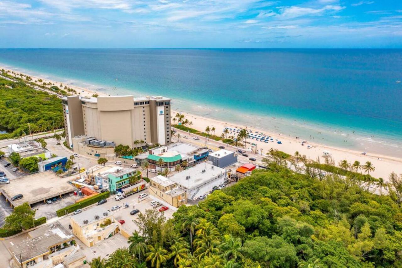 Holiday home Beachfront Bloos 2 Units Ocean View Balcony Units 1 And 2 *