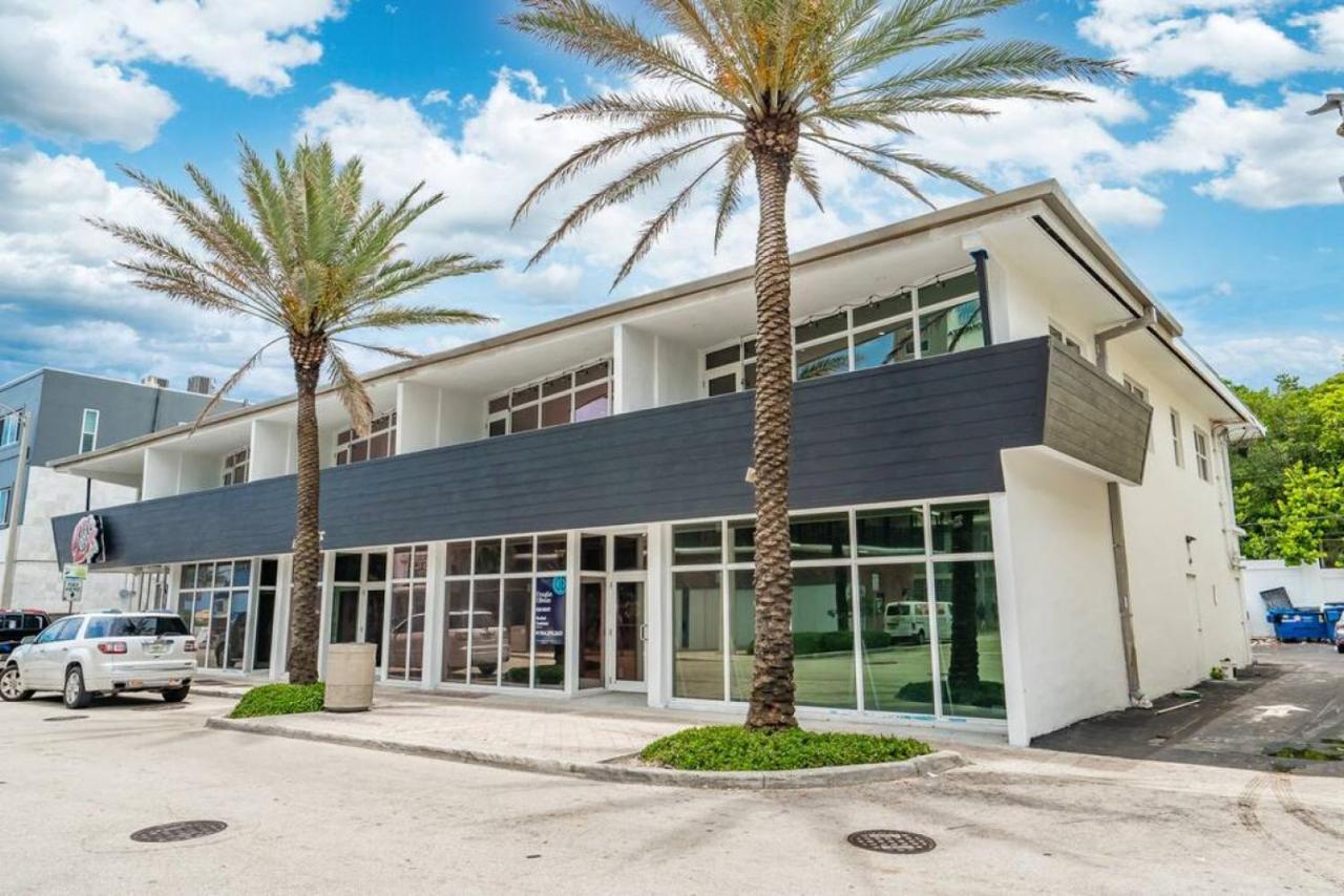 Beachfront Bloos 2 Units Ocean View Balcony Units 1 And 2 Fort Lauderdale
