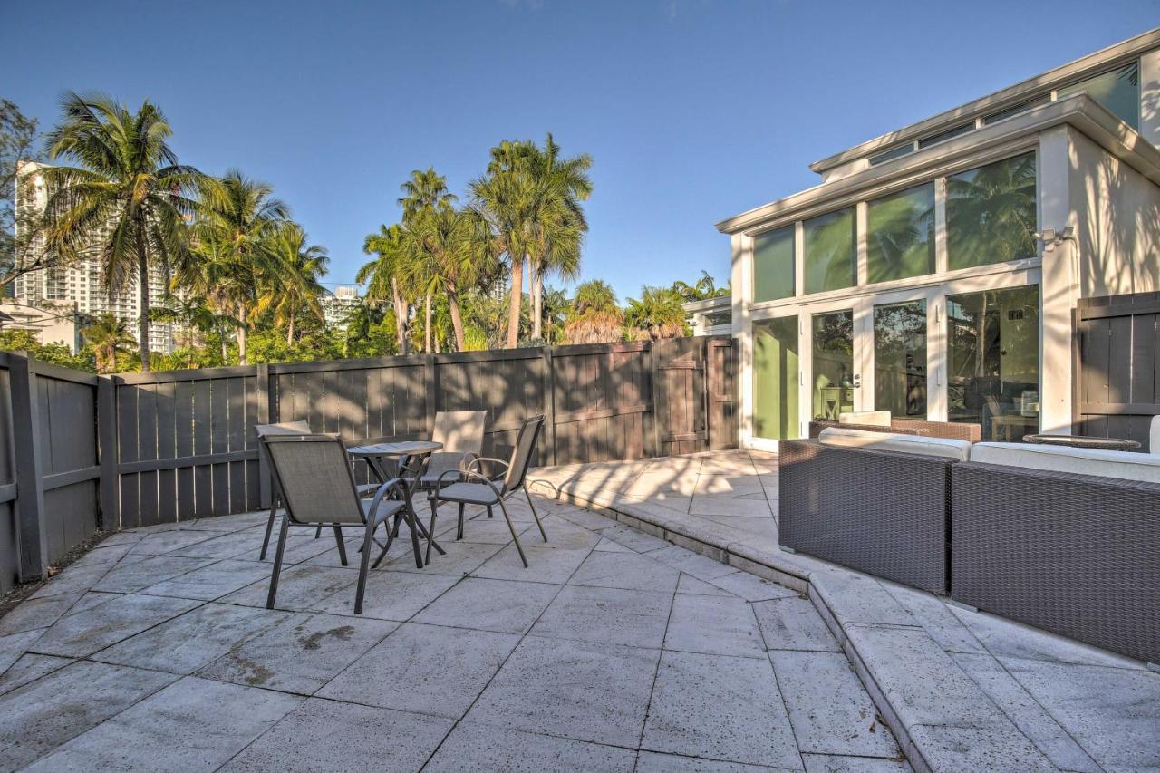 Apartment Canal-front Walk To Downtown Ft Lauderdale!