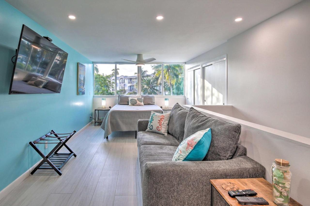 Apartment Canal-front Walk To Downtown Ft Lauderdale!