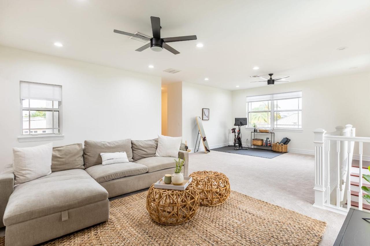 Waterfront With Dock, Grace Harbor By Rovetravel Holiday home Fort Lauderdale