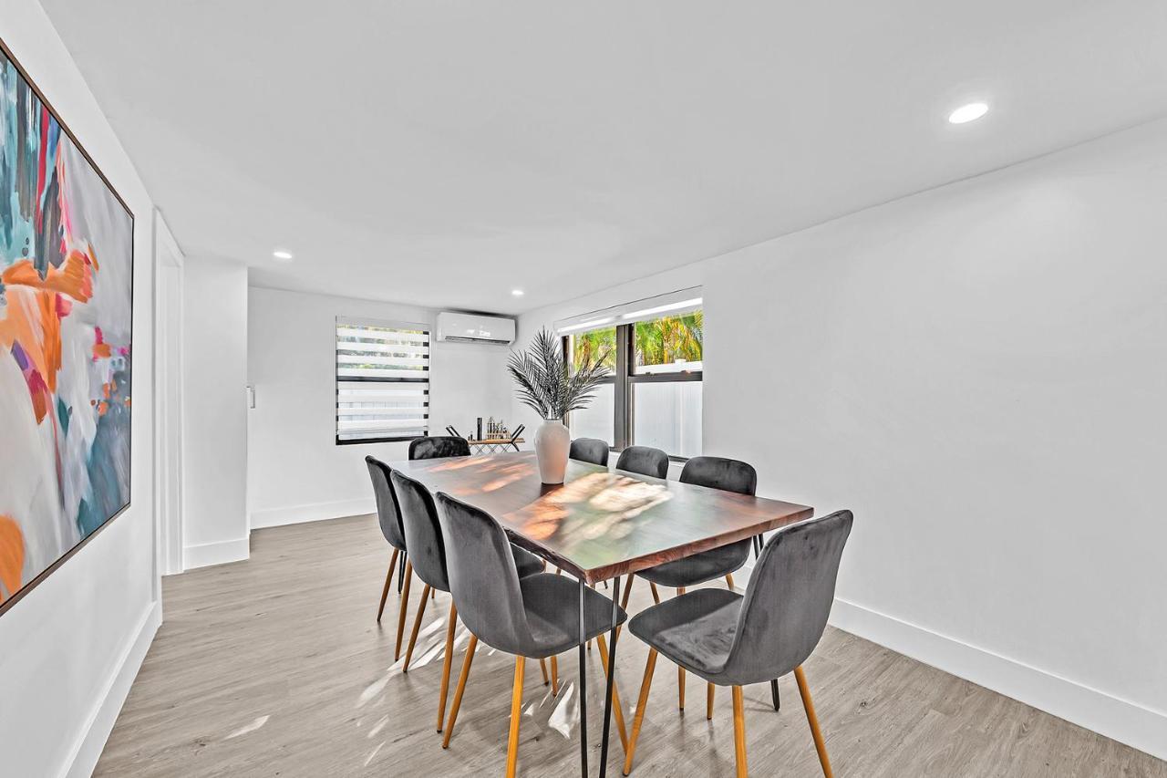 Fun Adventure Luxy Retreat Home! Heated Pool! Fort Lauderdale