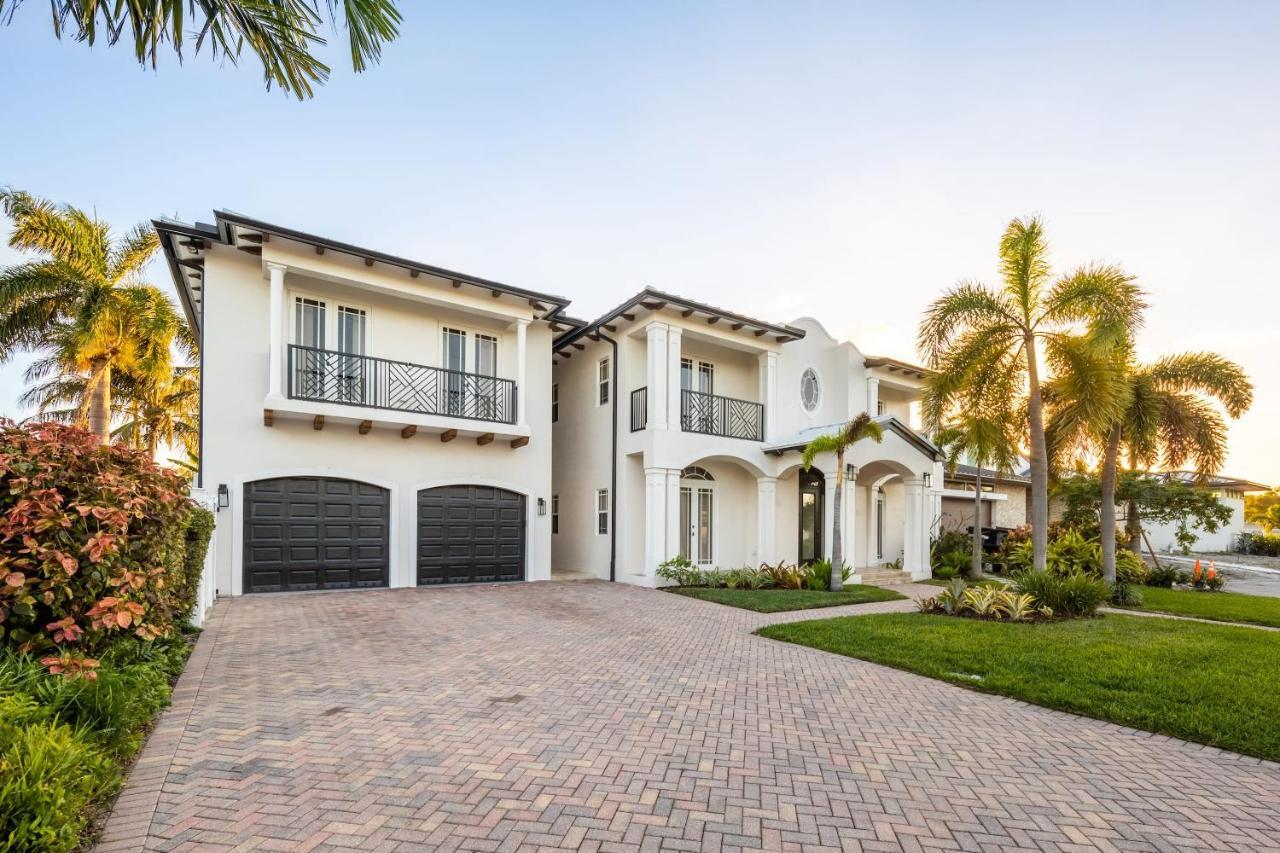 Waterfront With Dock, Grace Harbor By Rovetravel * Fort Lauderdale