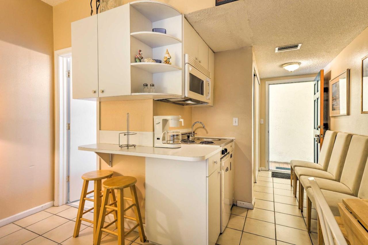 Ft Lauderdale Area - Walk To And Shops! Apartment