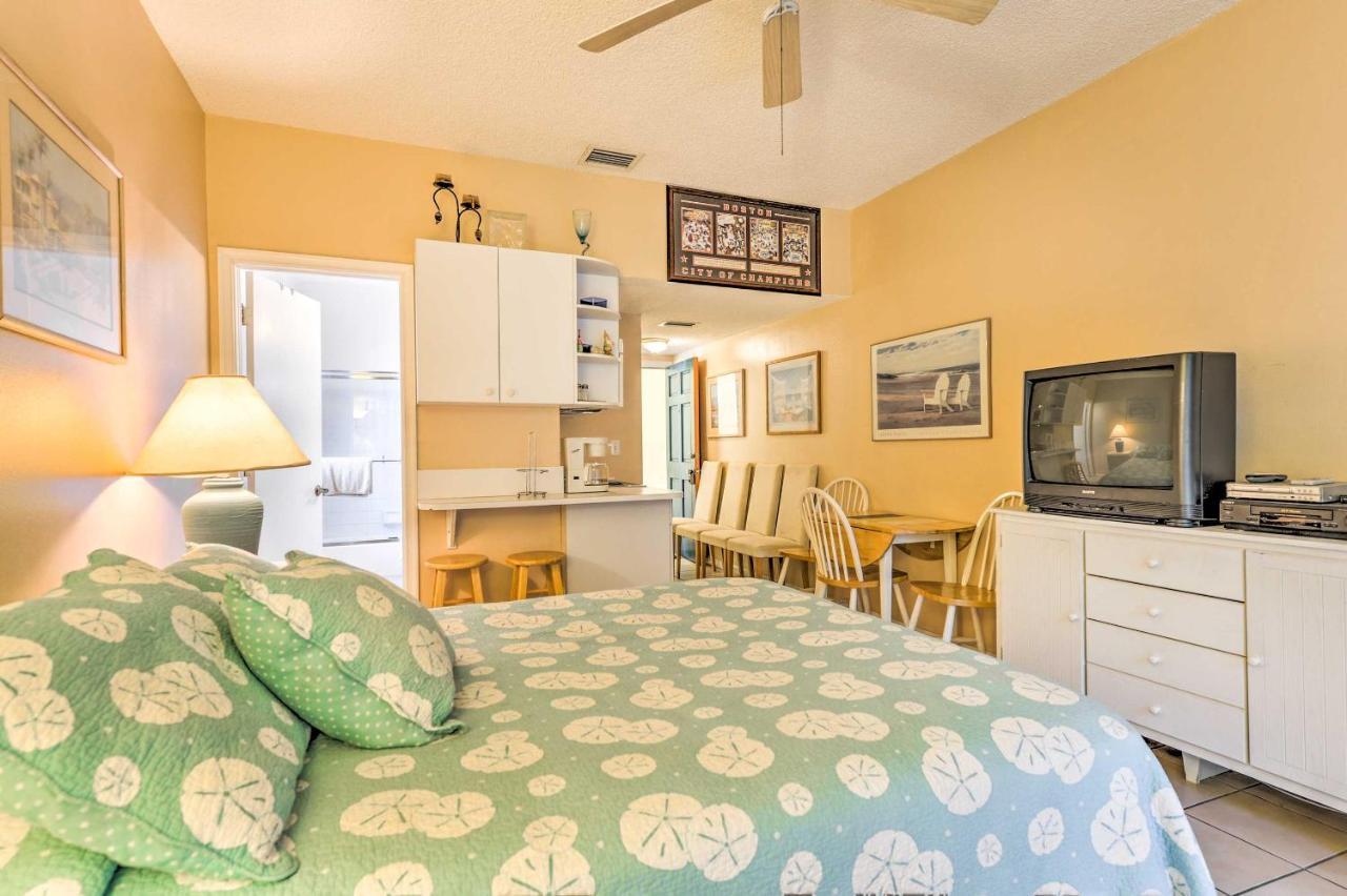 Ft Lauderdale Area - Walk To And Shops! *