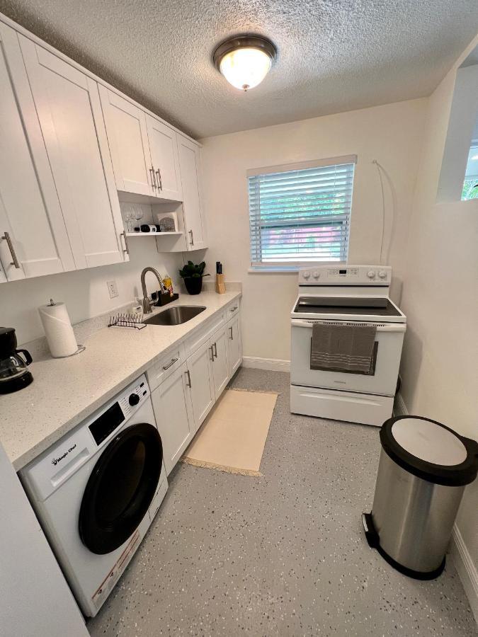 Cozy & Beautiful 1bd W/full Kitchen! *