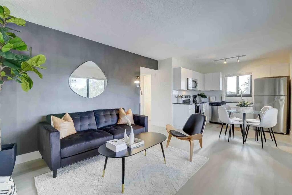 Modern & Beachy-rlx Space For 6ppl *