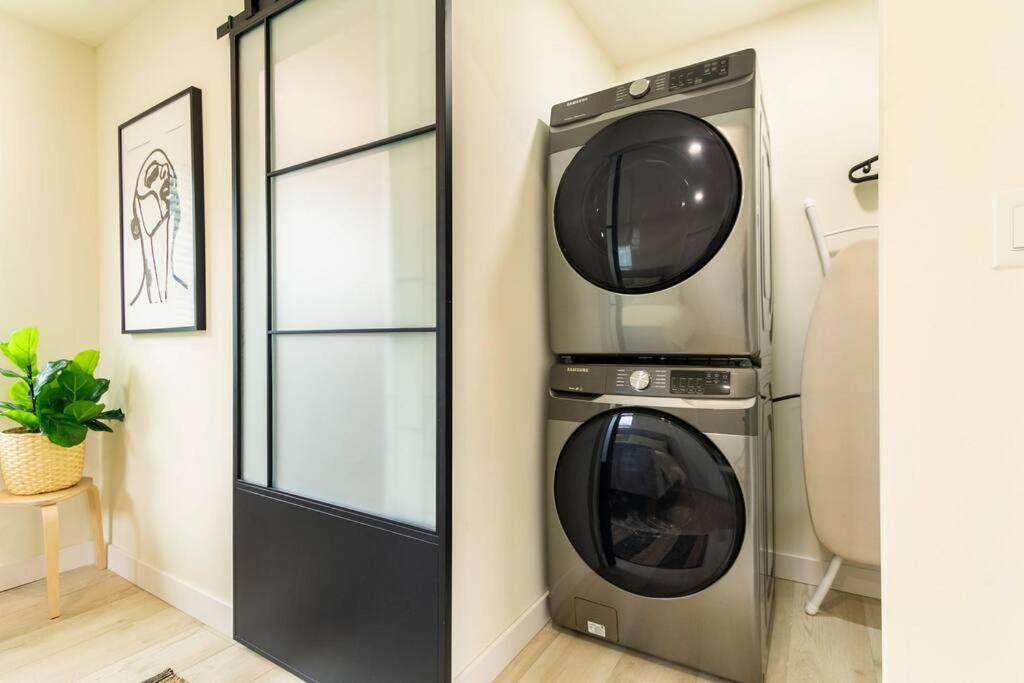 The “gq”- Golf/hot Tub/arcade/near Downtown! Holiday home *