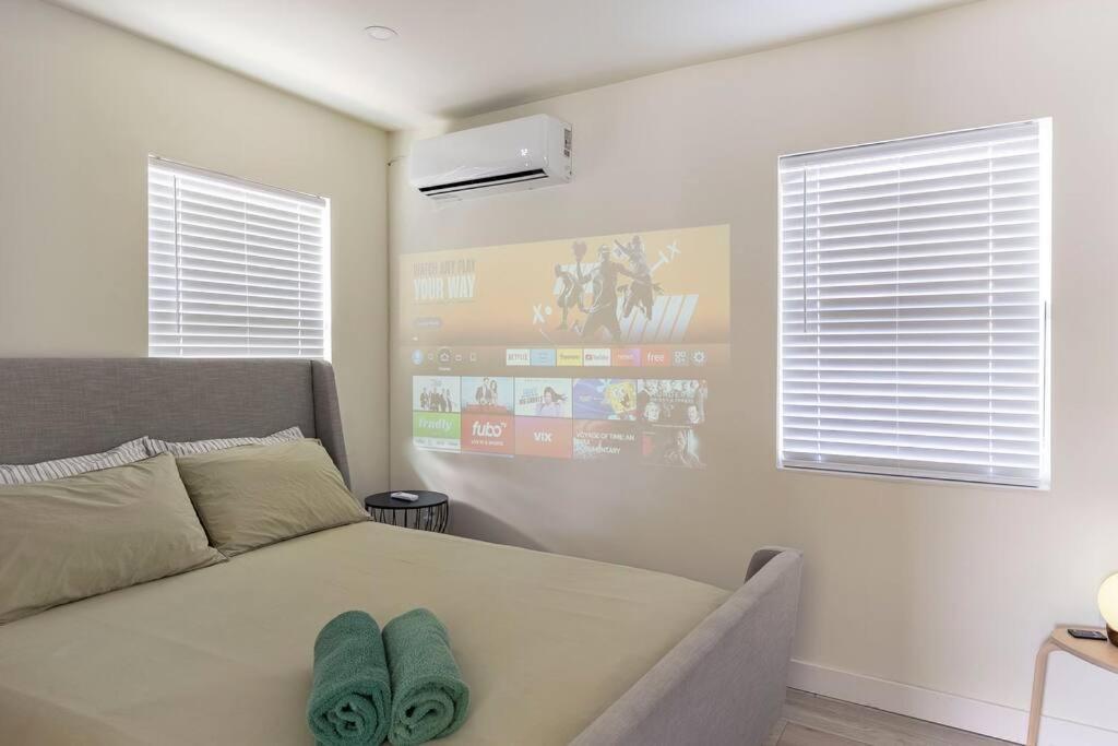 The “gq”- Golf/hot Tub/arcade/near Downtown! Holiday home