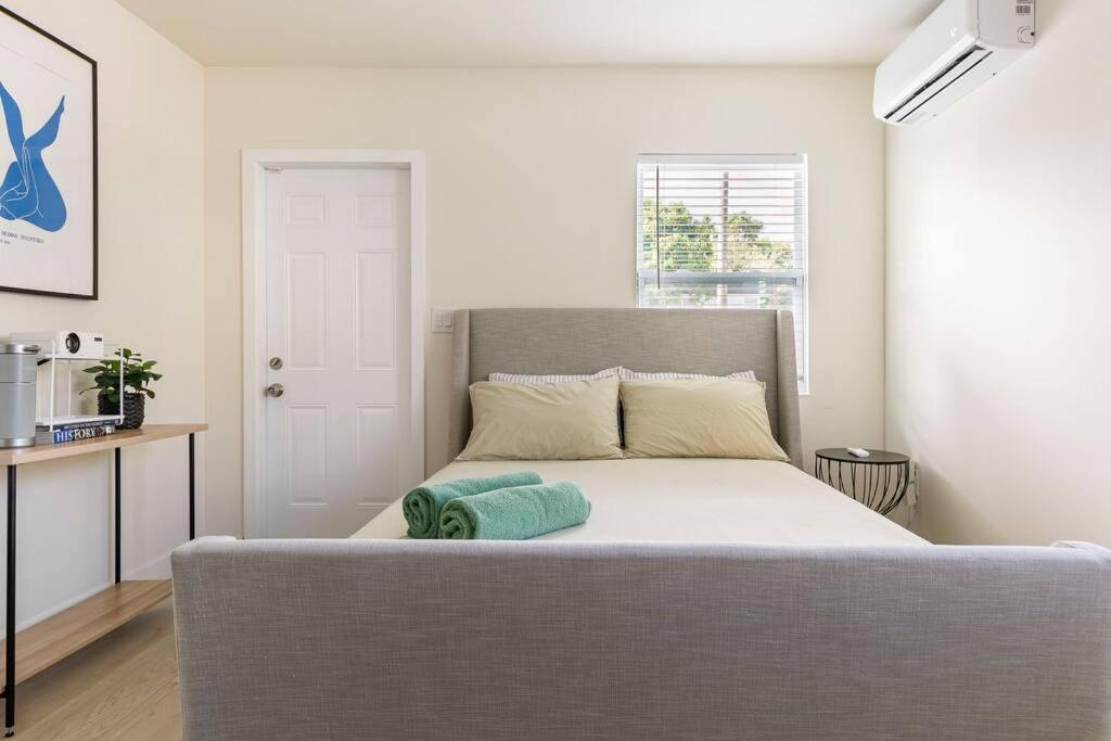 Holiday home The “gq”- Golf/hot Tub/arcade/near Downtown! *