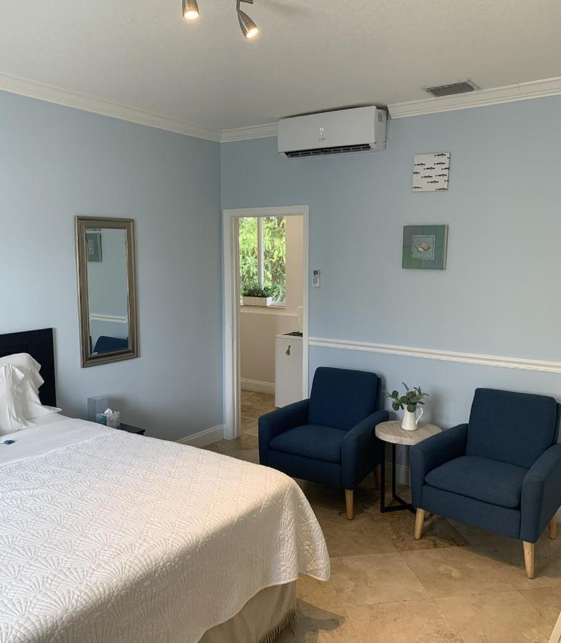 Aqualina * Fort Lauderdale