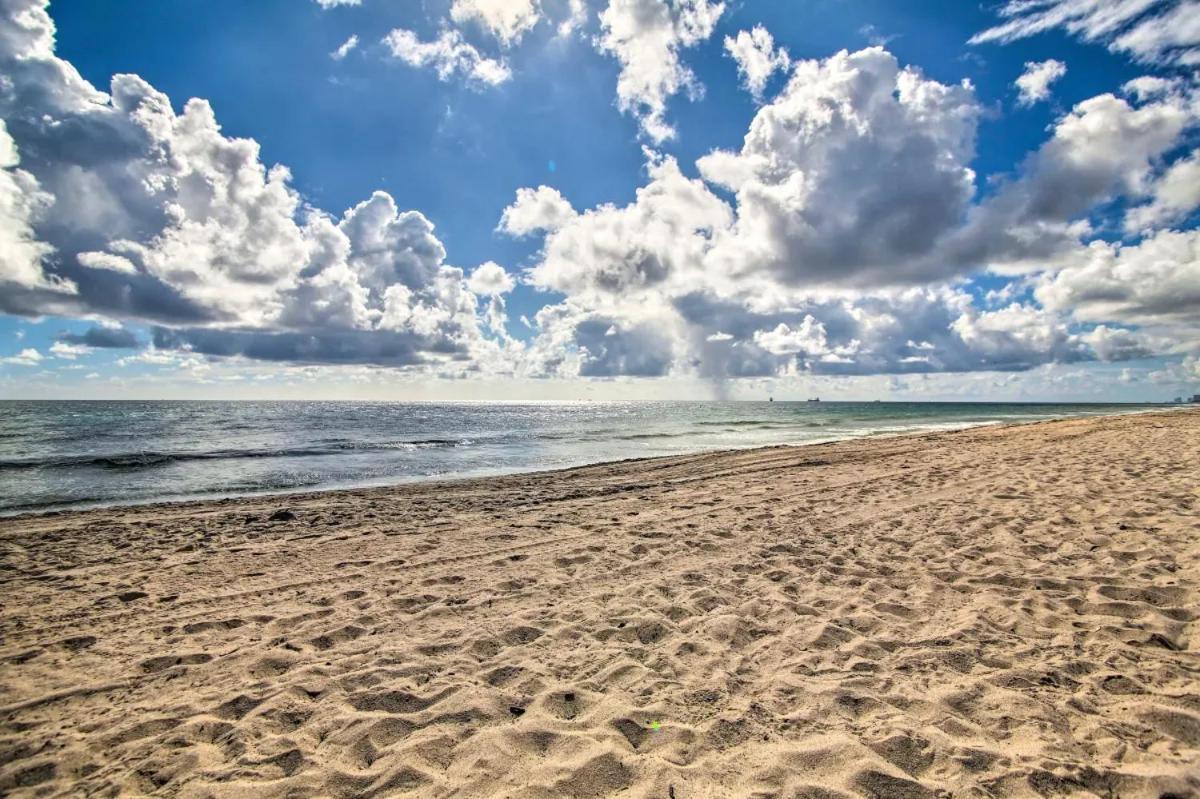 Ft Lauderdale Oceanfront With Views! Apts * Fort Lauderdale