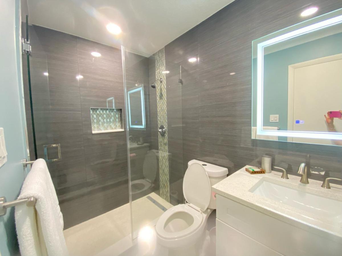 Luxury With California King Villa *