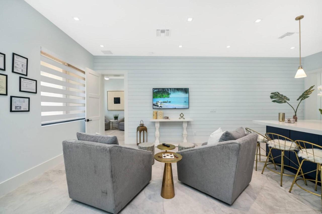 Holiday home Coastal Glam *