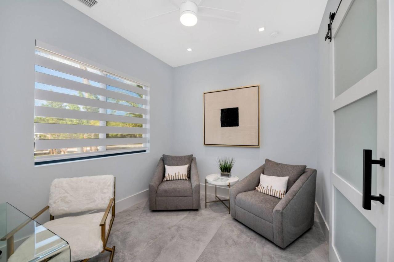 Coastal Glam Fort Lauderdale