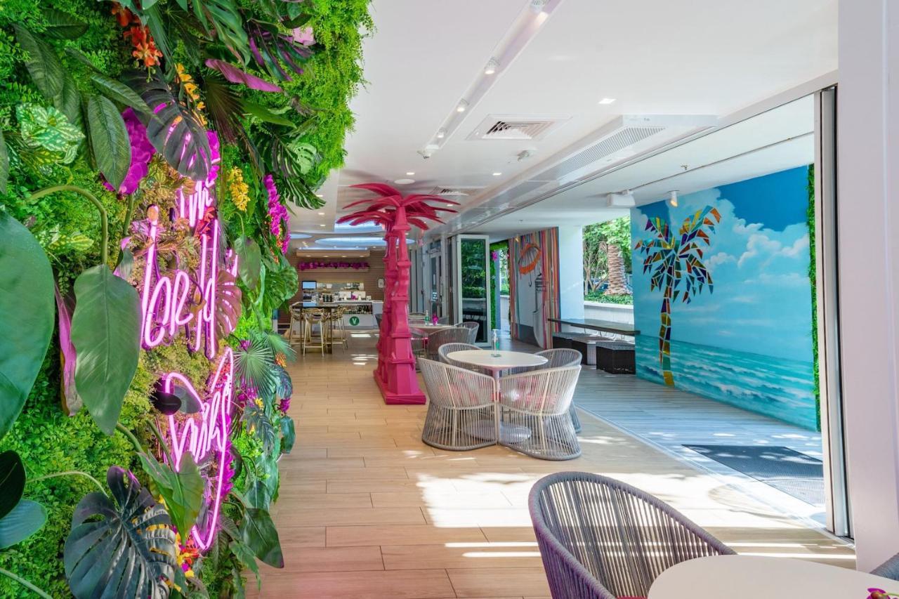 W Lauderdale Hotel 4*