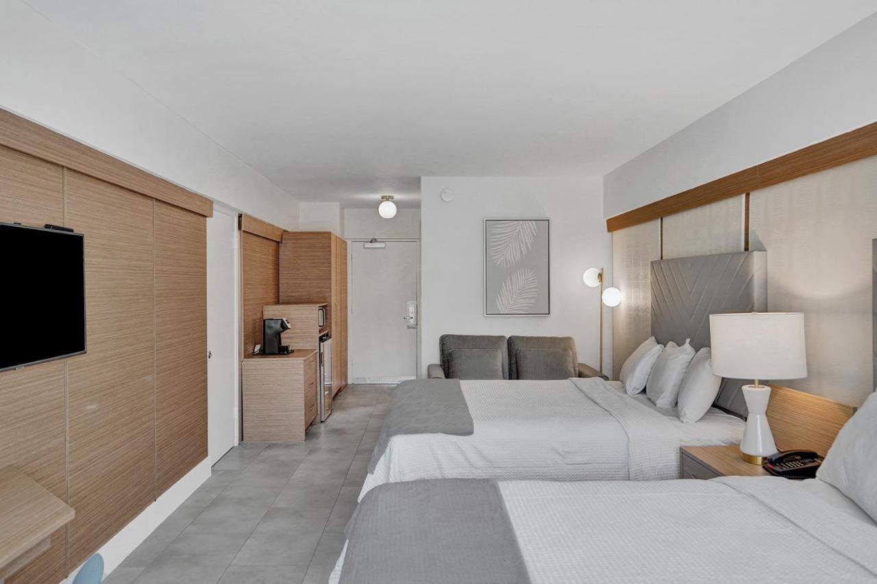 Royal Palace 3*