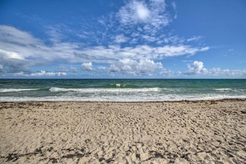 Ft Lauderdale Oceanfront With Views! Apts