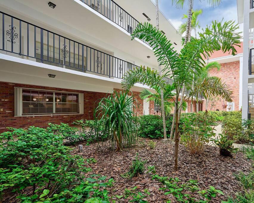 Ft Lauderdale Jewel
