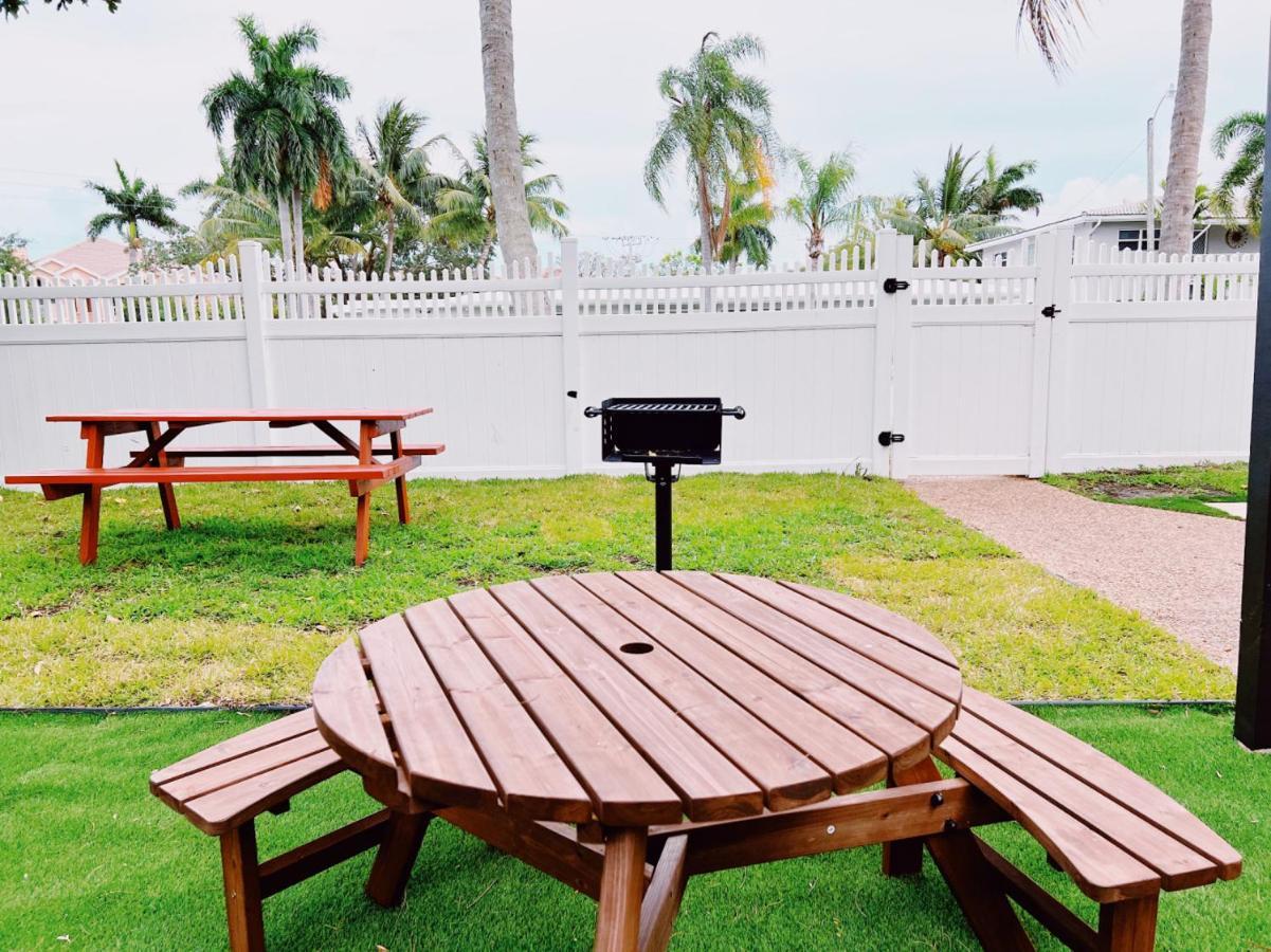 Apartment The Leeward By Lowkl