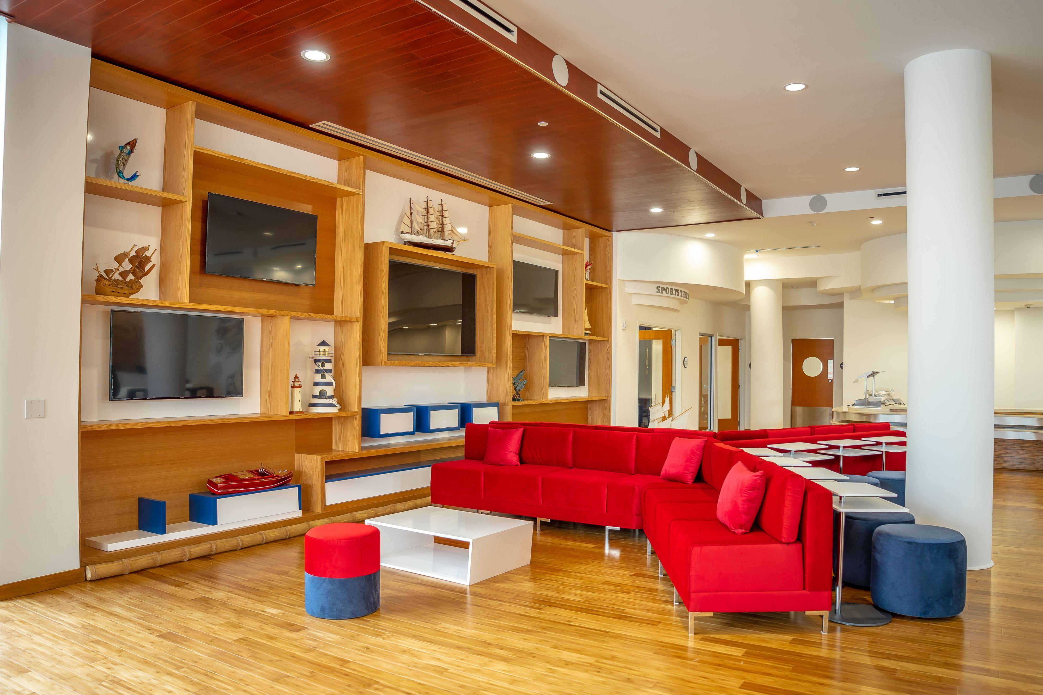 Maritime Lauderdale Airport & Cruiseport Hotel 4*