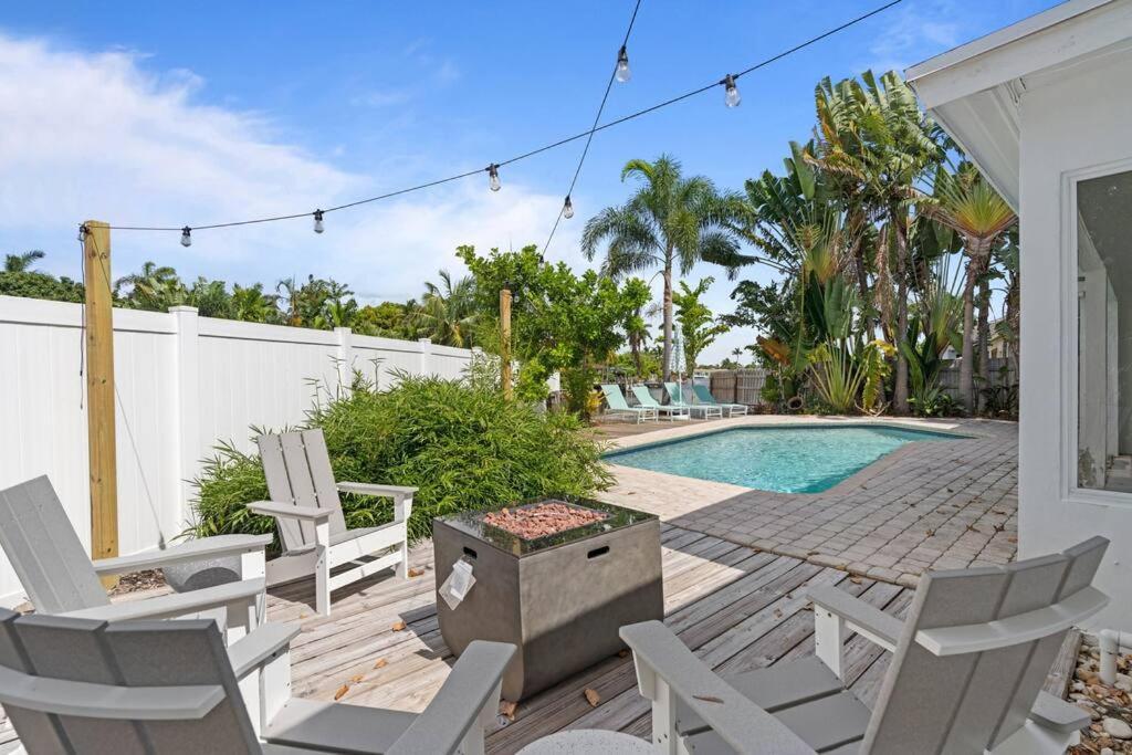 Waterfront-heated Pool-mini Golf-game Room-2mi *
