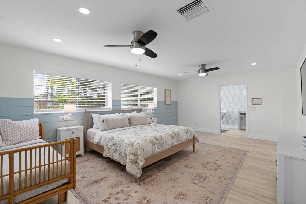 Waterfront-heated Pool-mini Golf-game Room-2mi *