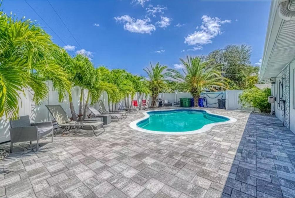 Apartment Wilton Manor Oasis