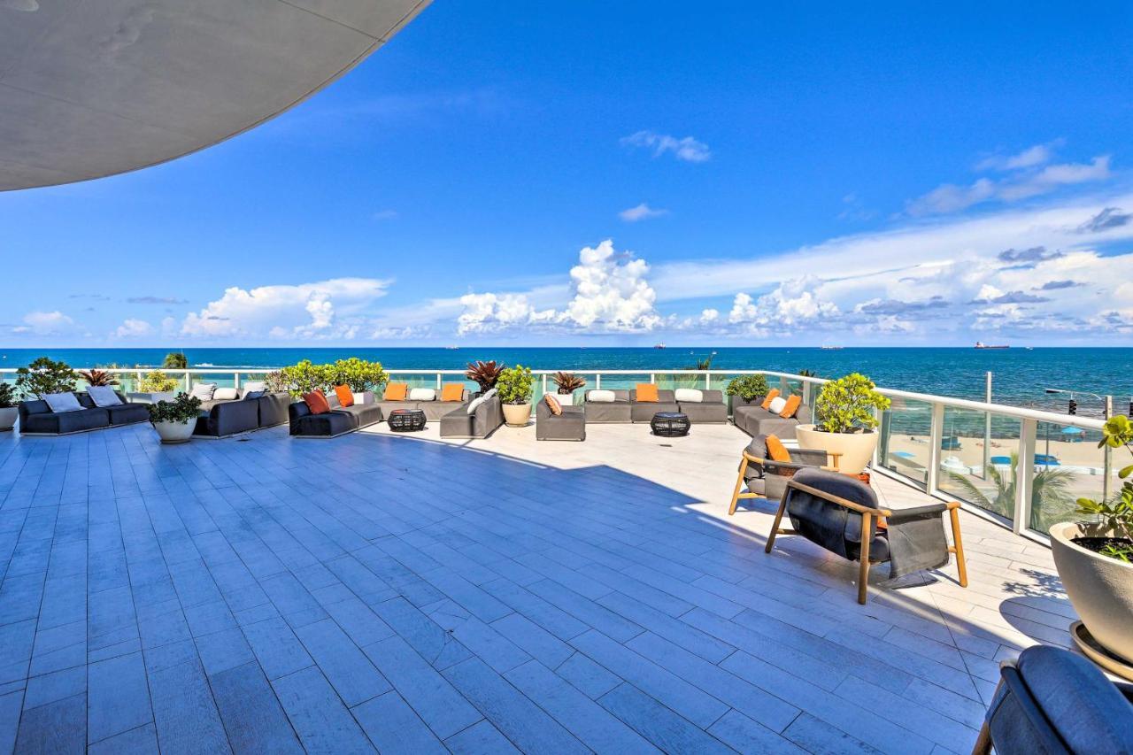 Lauderdale With Veranda And Ocean View!