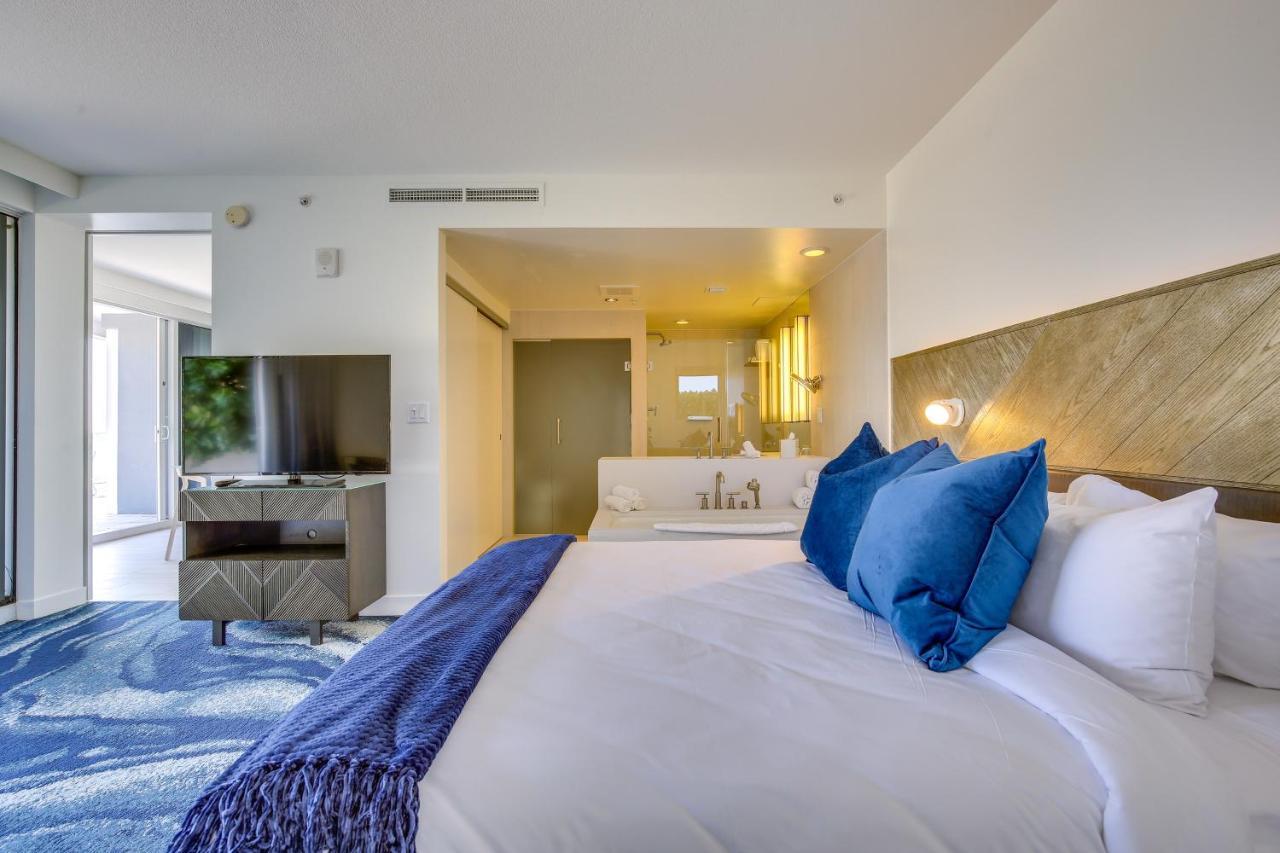 Lauderdale With Veranda And Ocean View! Apartment Fort Lauderdale