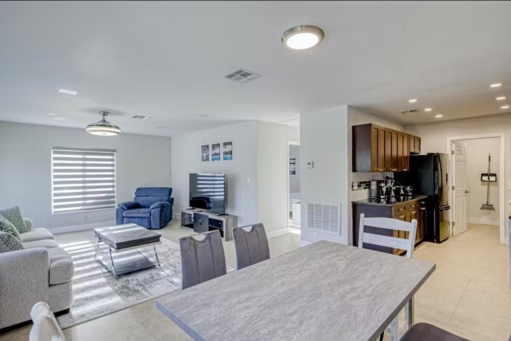 Wilton Manor Oasis Apartment *