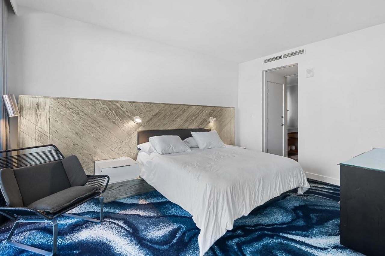 Aparthotel The W Beachfront Retreat *