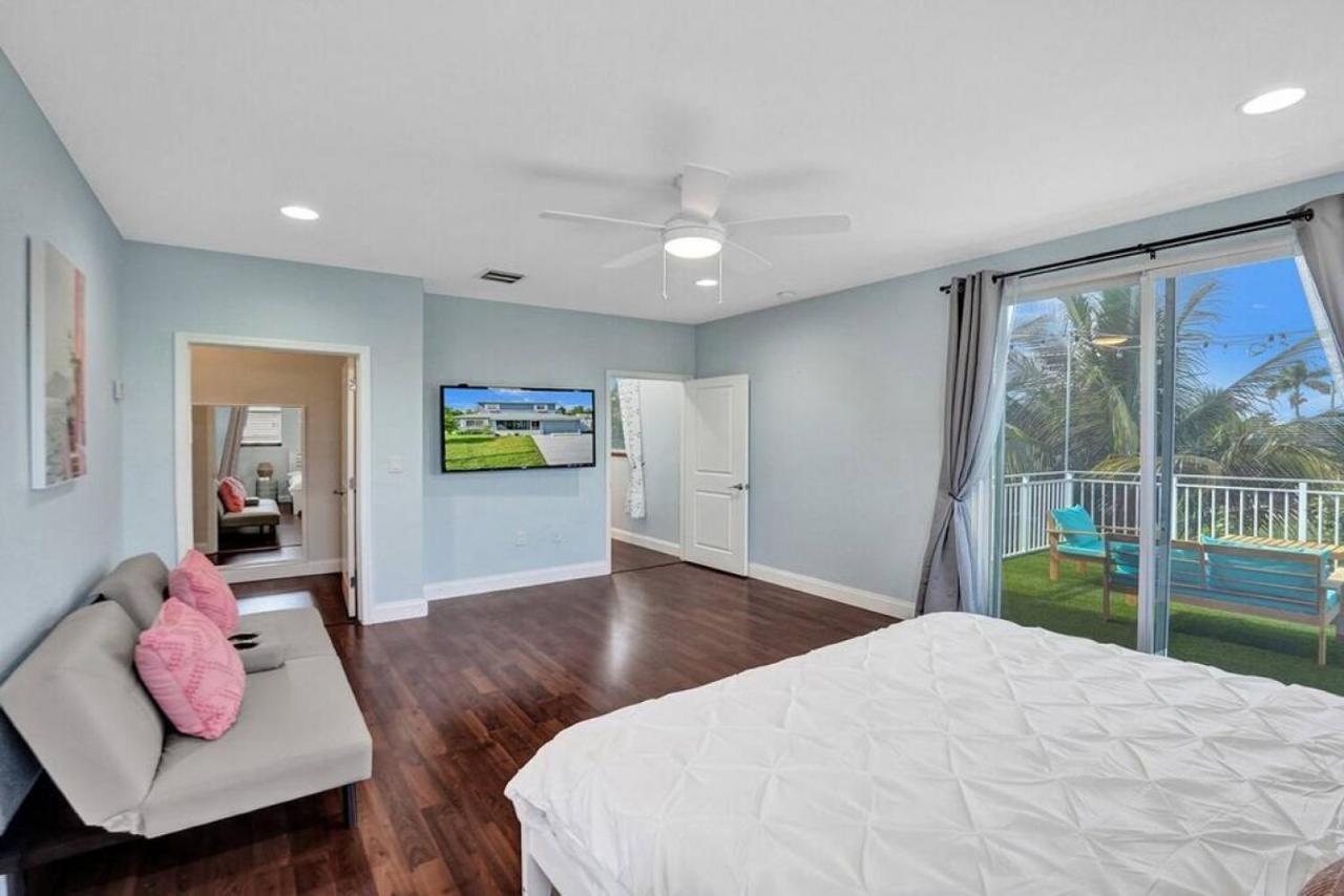 Hot Tub! Roof Top! Firepit! Boat Dock! Holiday home Fort Lauderdale