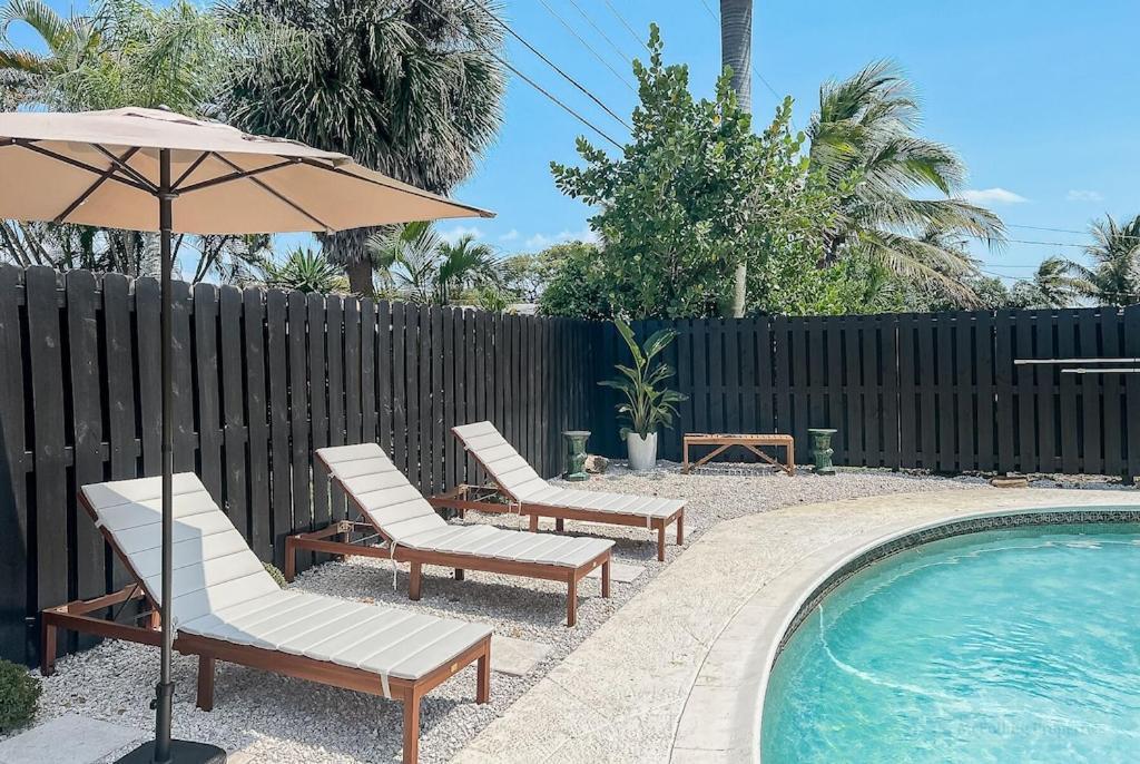 Oakland Oasis, Heated Pool, 2 King Beds, Game Room, 2.5 Miles Fort Lauderdale