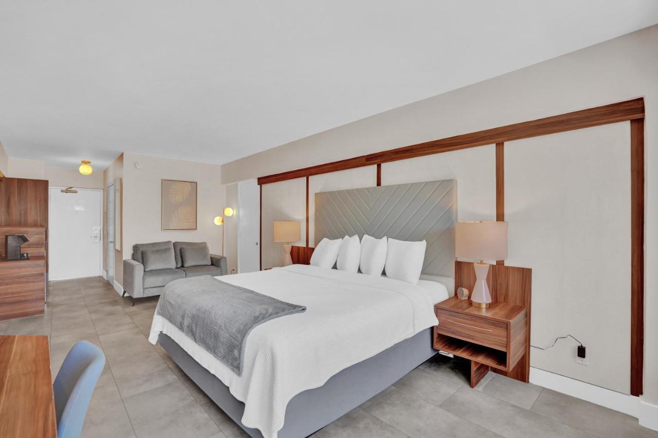 Royal Palace Hotel