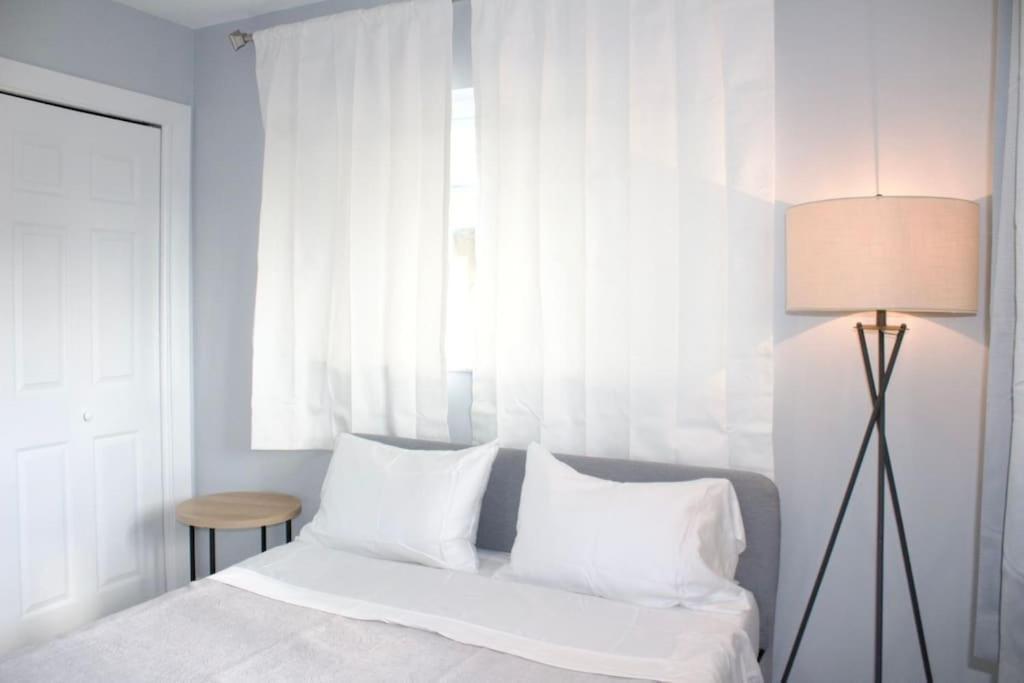 Steps Away From Hard Rock Casino, Olas Beach, And Fll Airport, Fully Furnished House * Fort Lauderdale