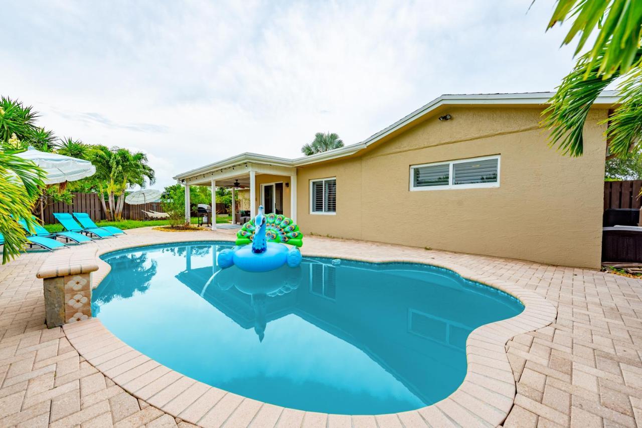 Holiday home Colorful - Pool - Game - Basketball Court - Bbq & *