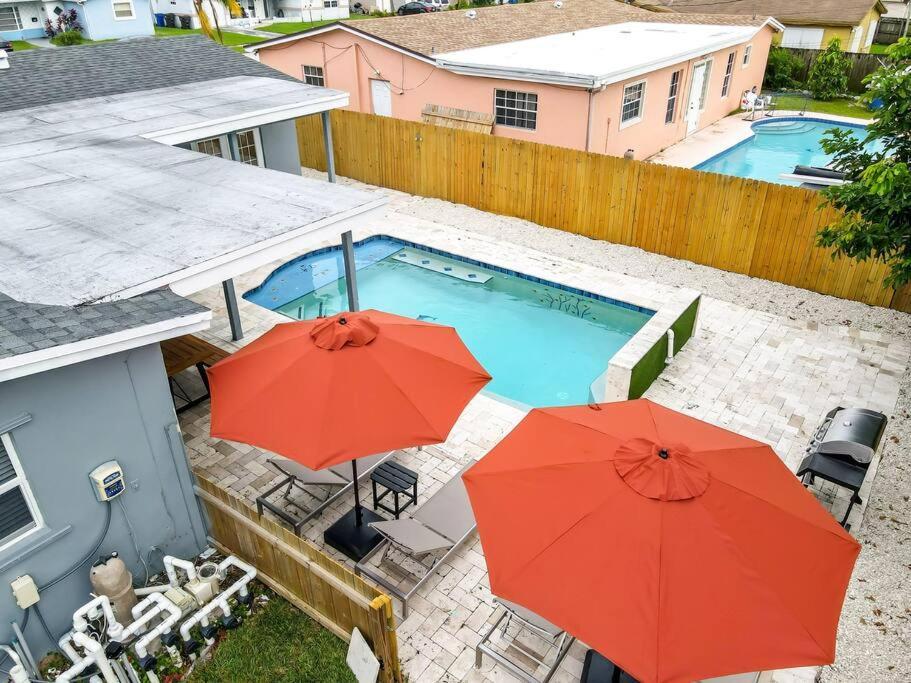 Hidden Gem 4 Bedroom With Private Pool & Game