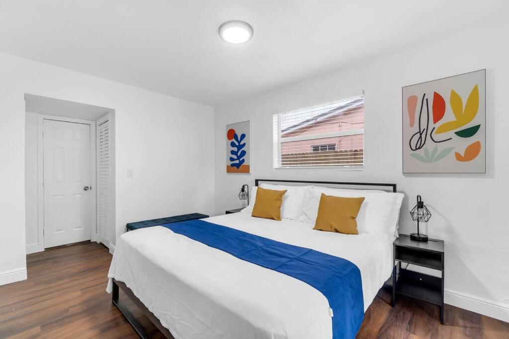 Hidden Gem 4 Bedroom With Private Pool & Game * Fort Lauderdale