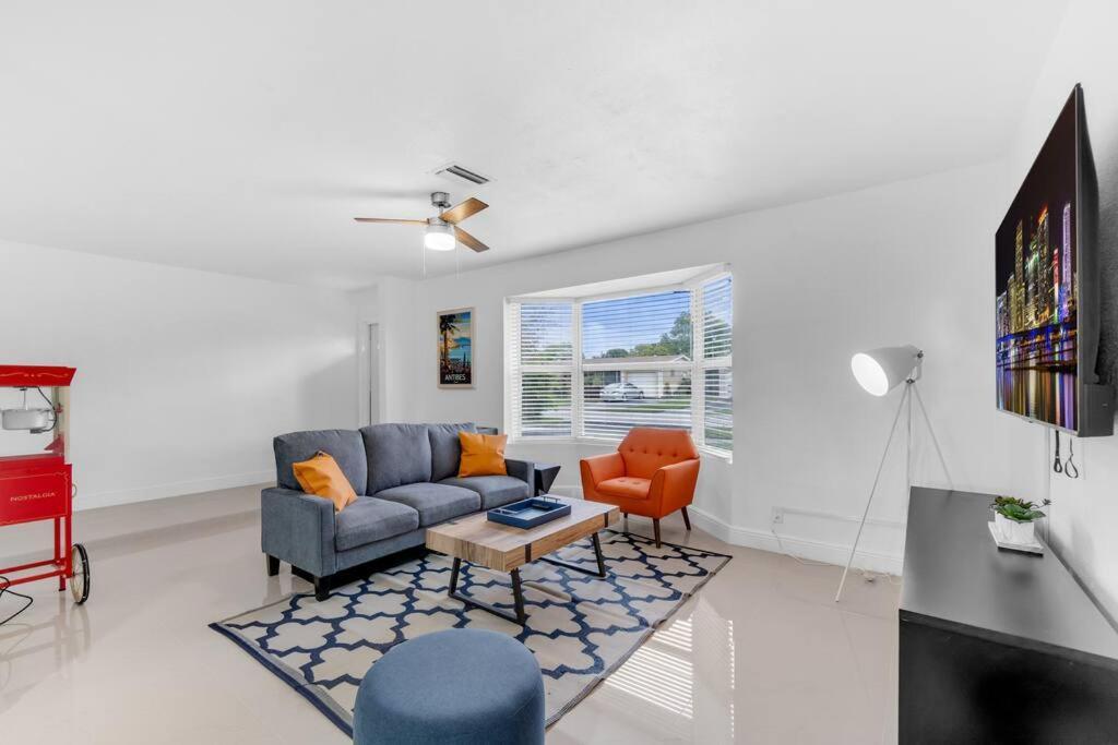 Hidden Gem 4 Bedroom With Private Pool & Game
