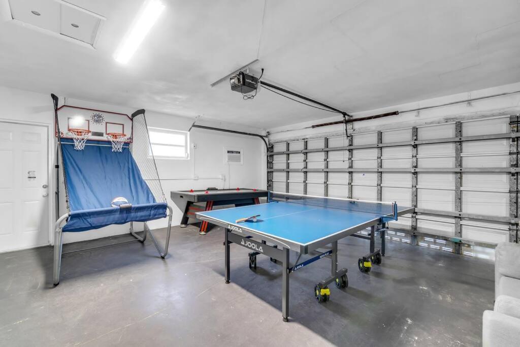 Holiday home Hidden Gem 4 Bedroom With Private Pool & Game