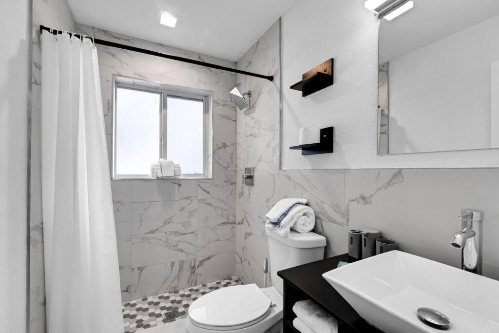 Holiday home Vacation 3 Bedrooms, Private Pool And Pool Table Fort Lauderdale