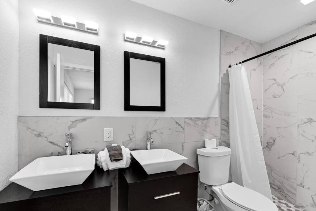 Vacation 3 Bedrooms, Private Pool And Pool Table * Fort Lauderdale