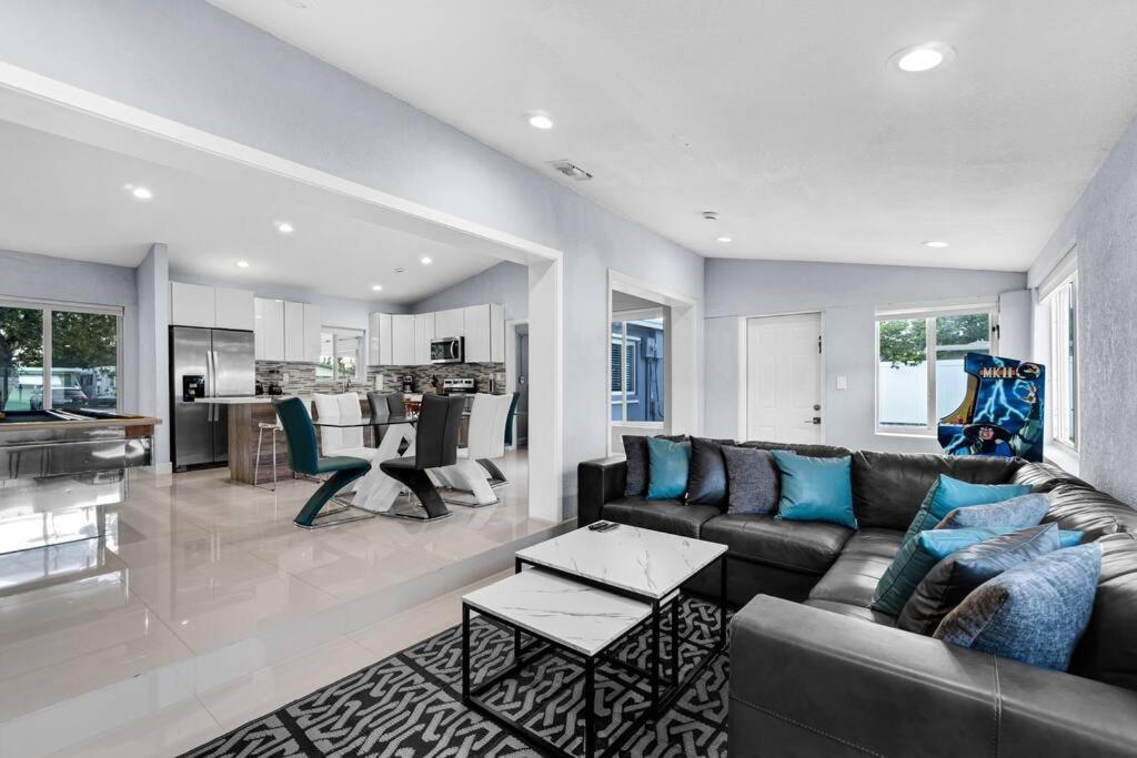 Holiday home Vacation 3 Bedrooms, Private Pool And Pool Table