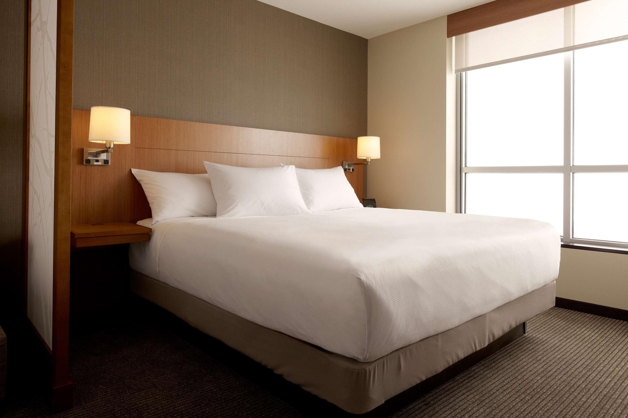 Hotel Hyatt Place Lauderdale Cruise Port & Convention Center