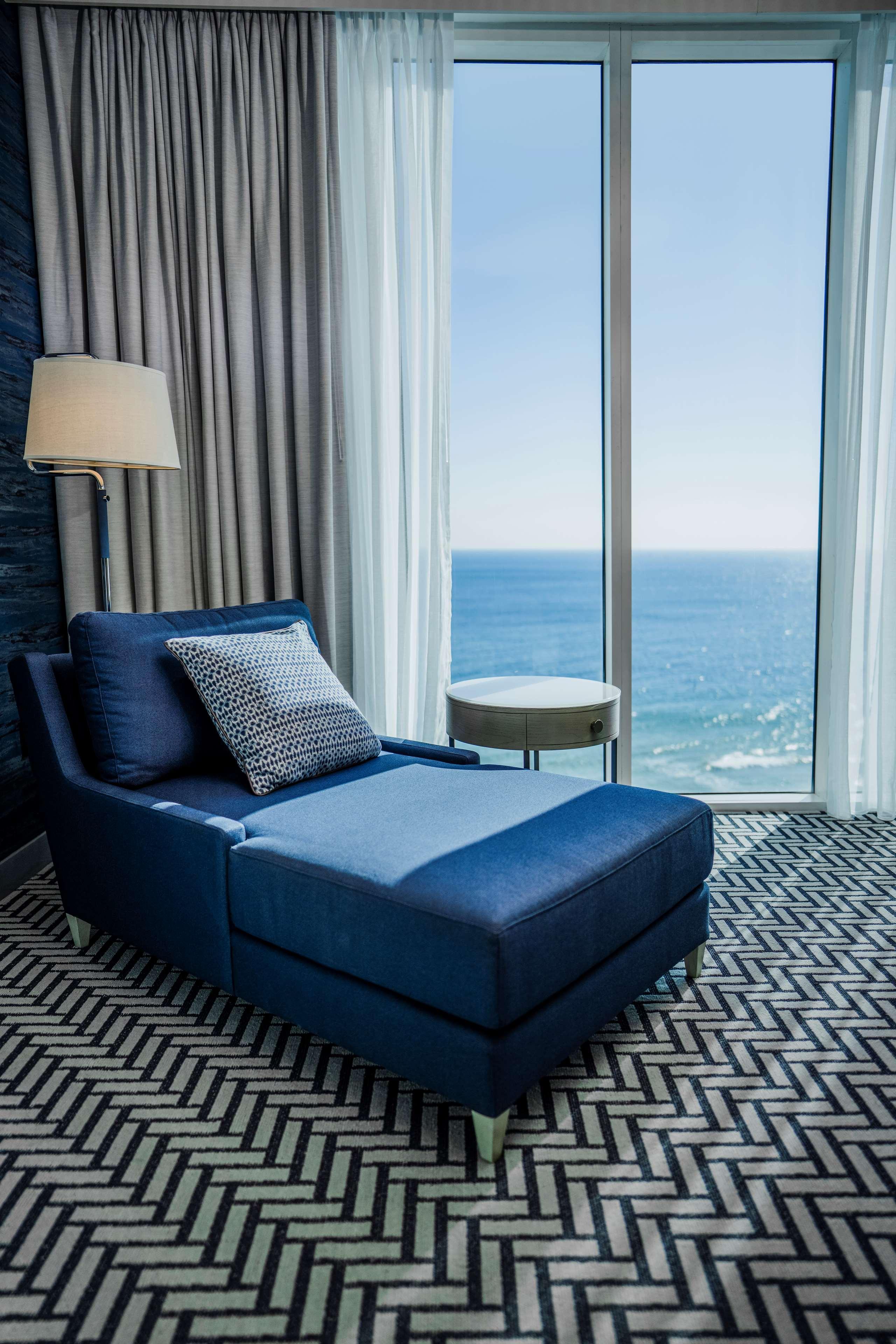 Resort Maren Lauderdale Beach, Curio Collection By Hilton