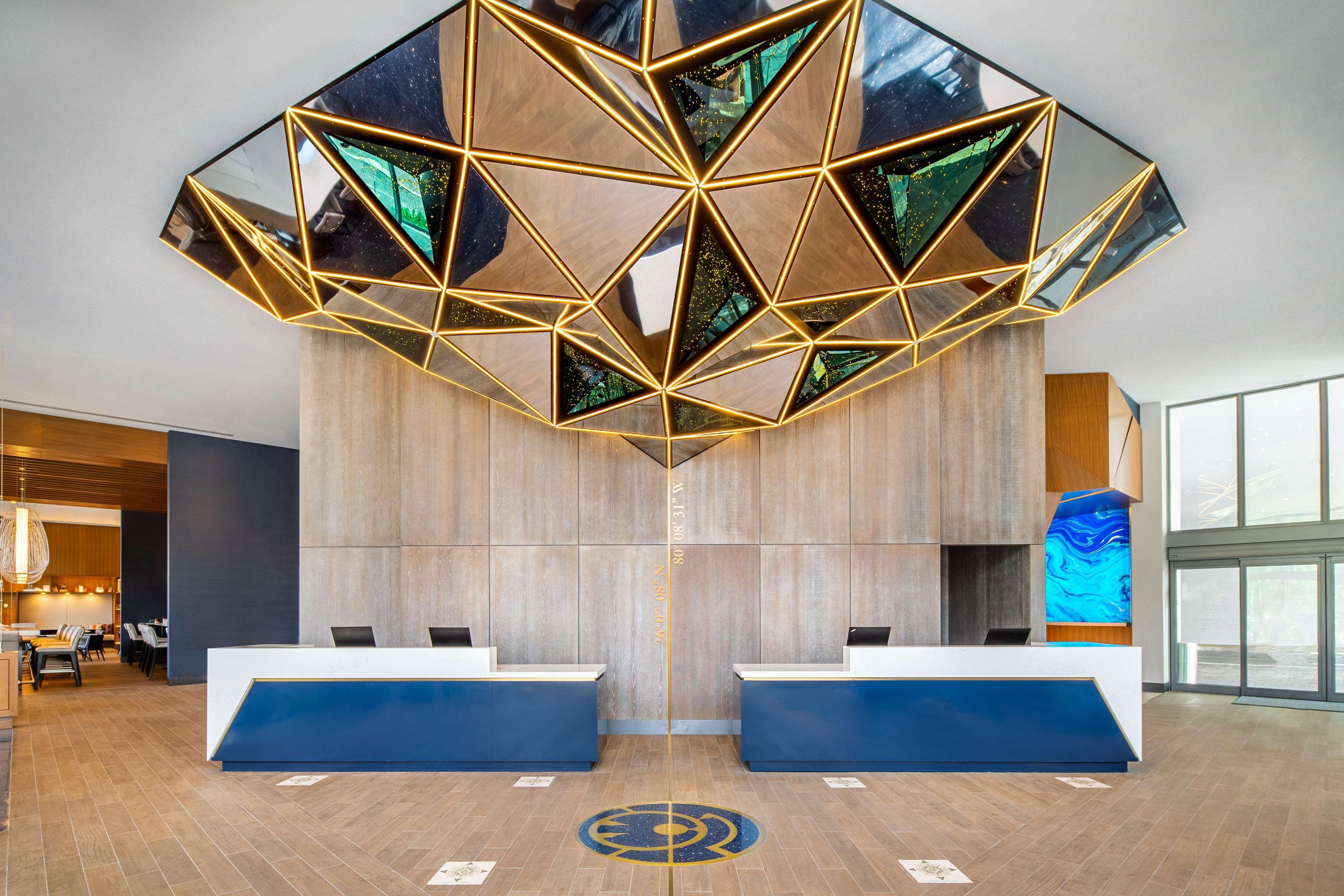 Hotel Hyatt Centric Olas Lauderdale 4*