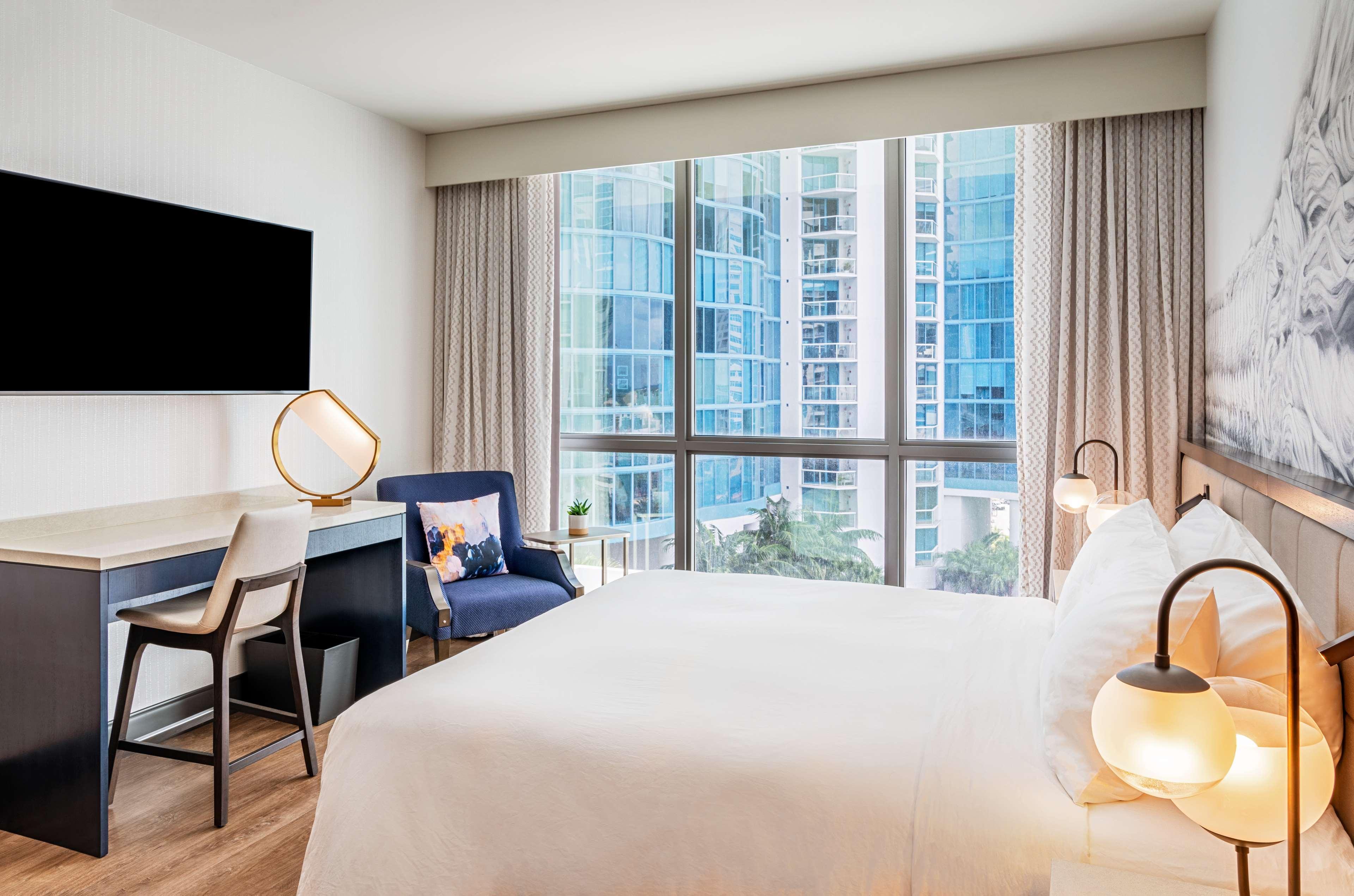 Hotel Hyatt Centric Olas Lauderdale 4*