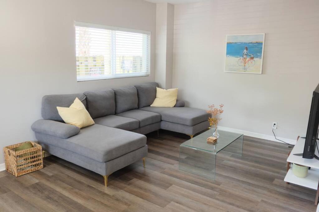 Stylish Town House 5 Minutes From Downtown Lauderdale! * Fort Lauderdale